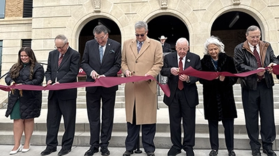 GSEB ribbon cutting_thumb